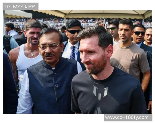 梅西亲临印度野生动物保护中心参与宗教仪式与狮子亲密接触的奇妙体验